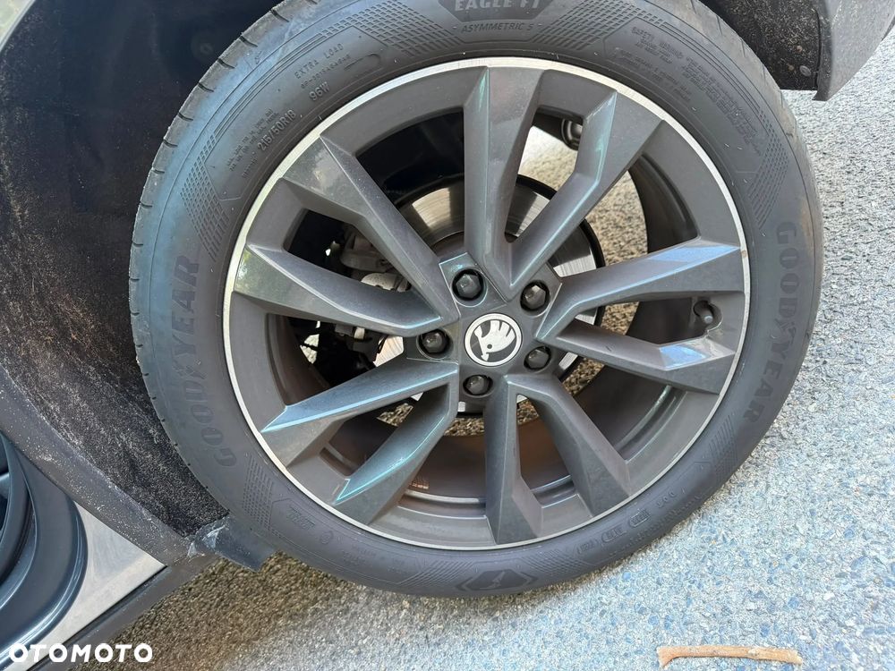 Skoda Karoq 1.5 TSI ACT Sportline DSG - 20