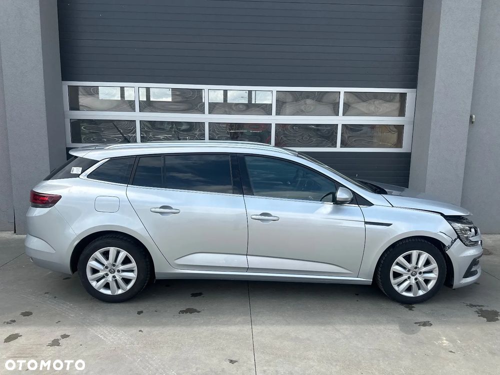 Renault Megane 1.5 Blue dCi Zen EDC - 5