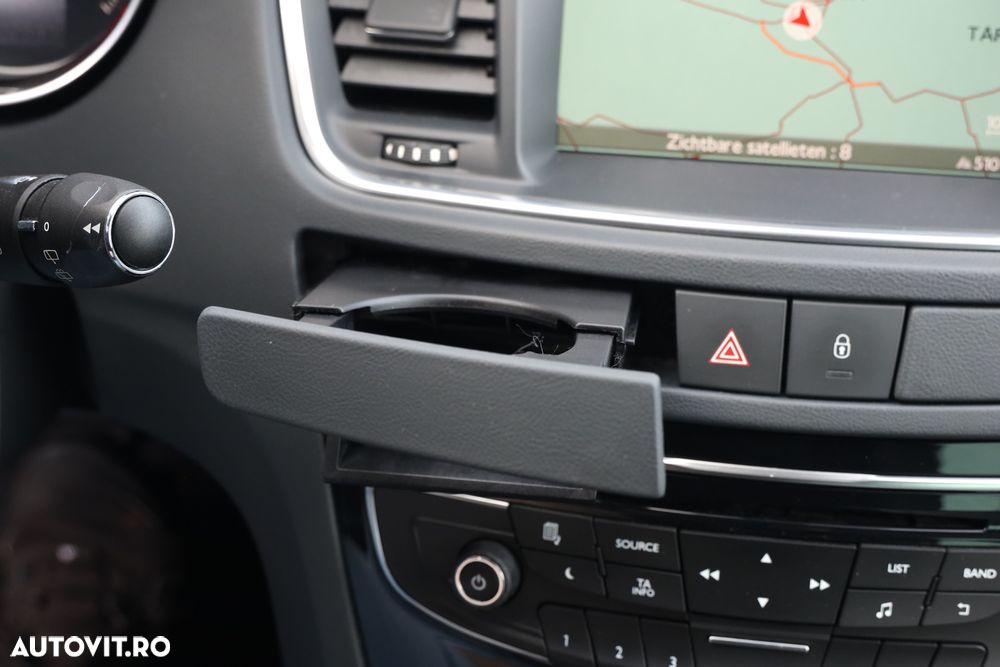 Peugeot 508 RXH Hybrid4 - 24