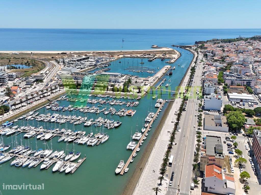 Penthouse T3 de Luxo junto à Marina de Lagos com Vista Mar / Rio e ... - Grande imagem: 2/58