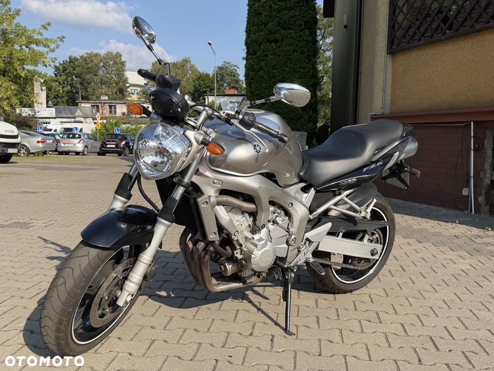 Yamaha FZ6 - 1