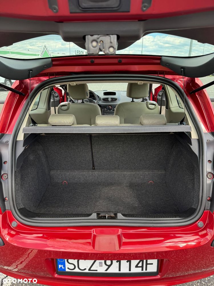 Renault Clio 1.2 16V Expression - 29