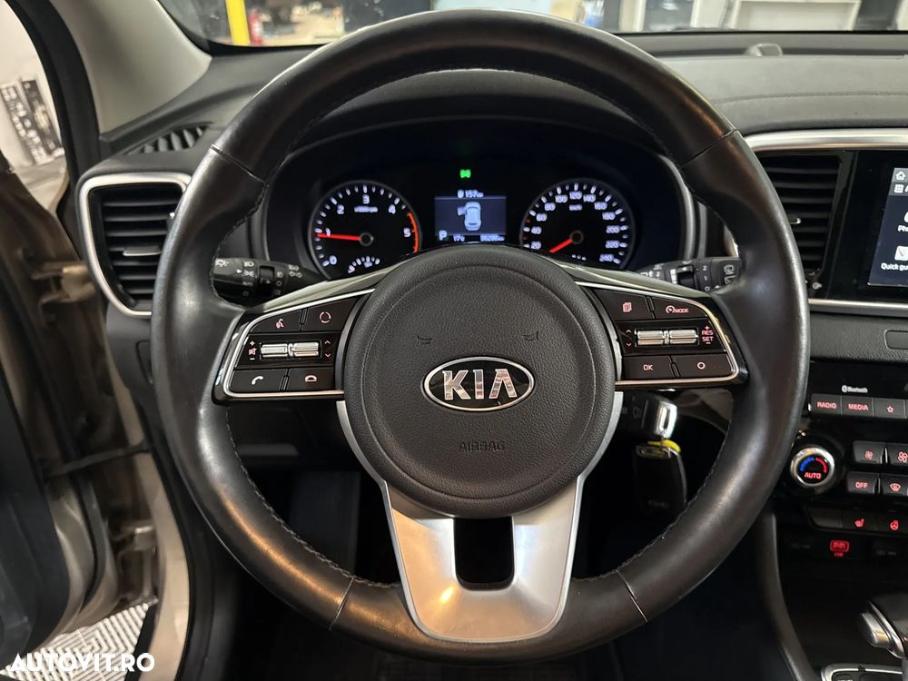 Kia Sportage - 16