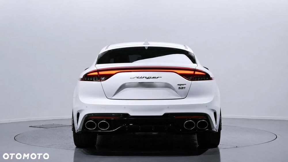 Kia Stinger 3.3 T-GDI AWD GT - 4