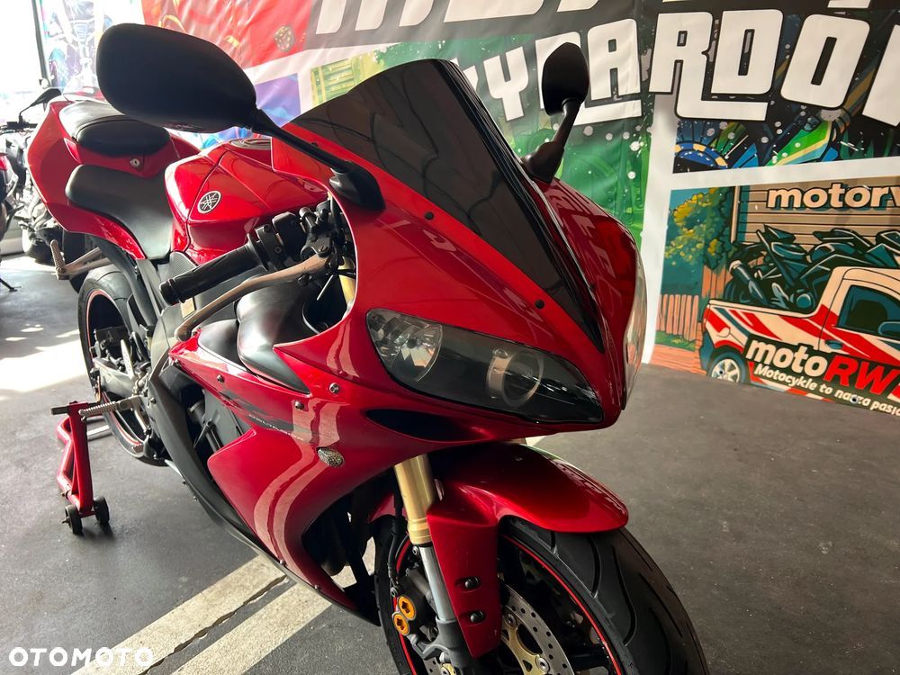 Yamaha YZF - 4