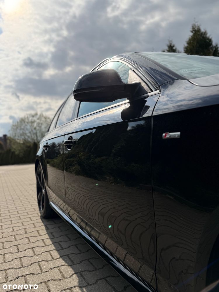 Audi A4 Limousine - 13