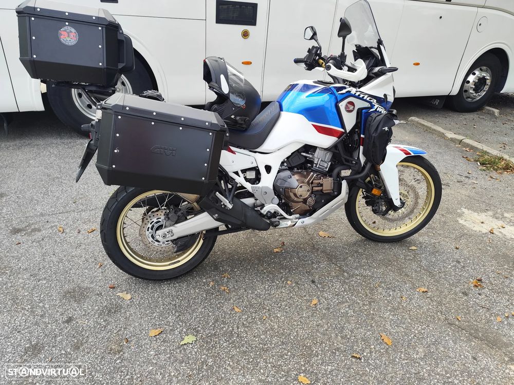 Honda Africa Twin 30 anos - 4