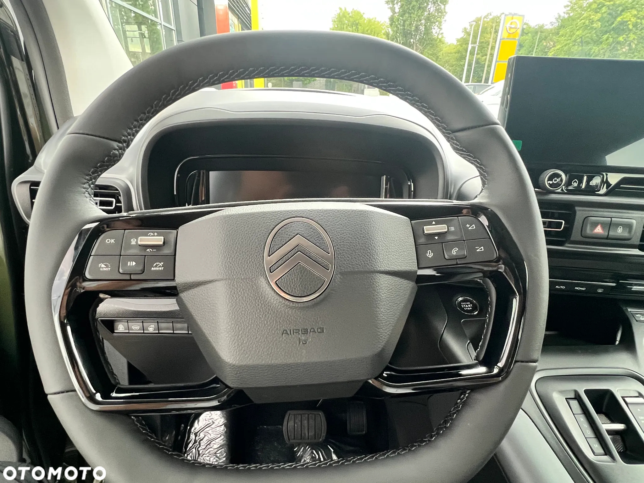 Citroën Berlingo XL 1.5 BlueHDI Max S&S EAT8 - 18