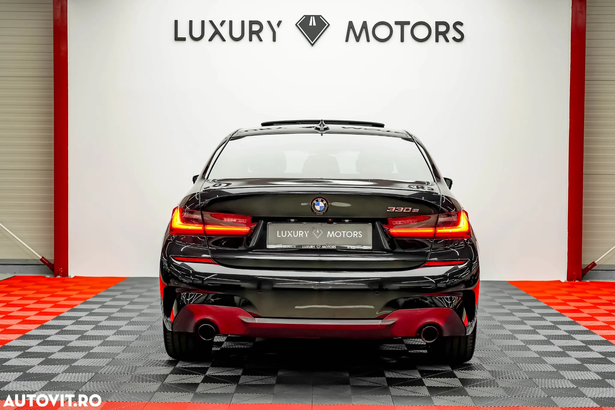BMW Seria 3 330e Aut. M Sport - 13