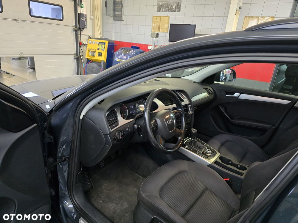 Audi A4 Avant 2.0 TDI DPF Ambition - 18