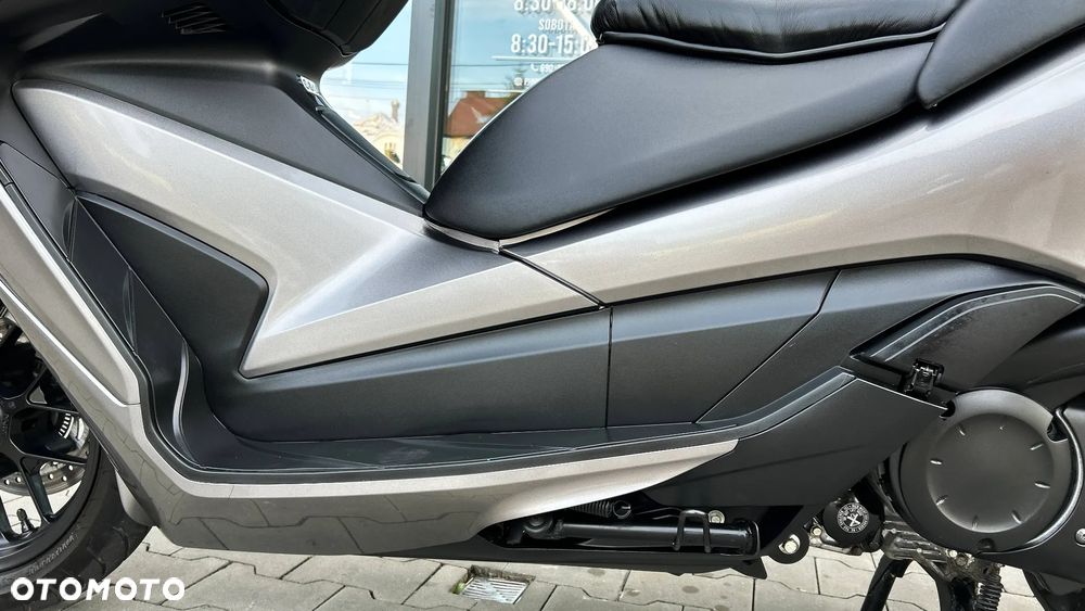 Honda NSS - 16