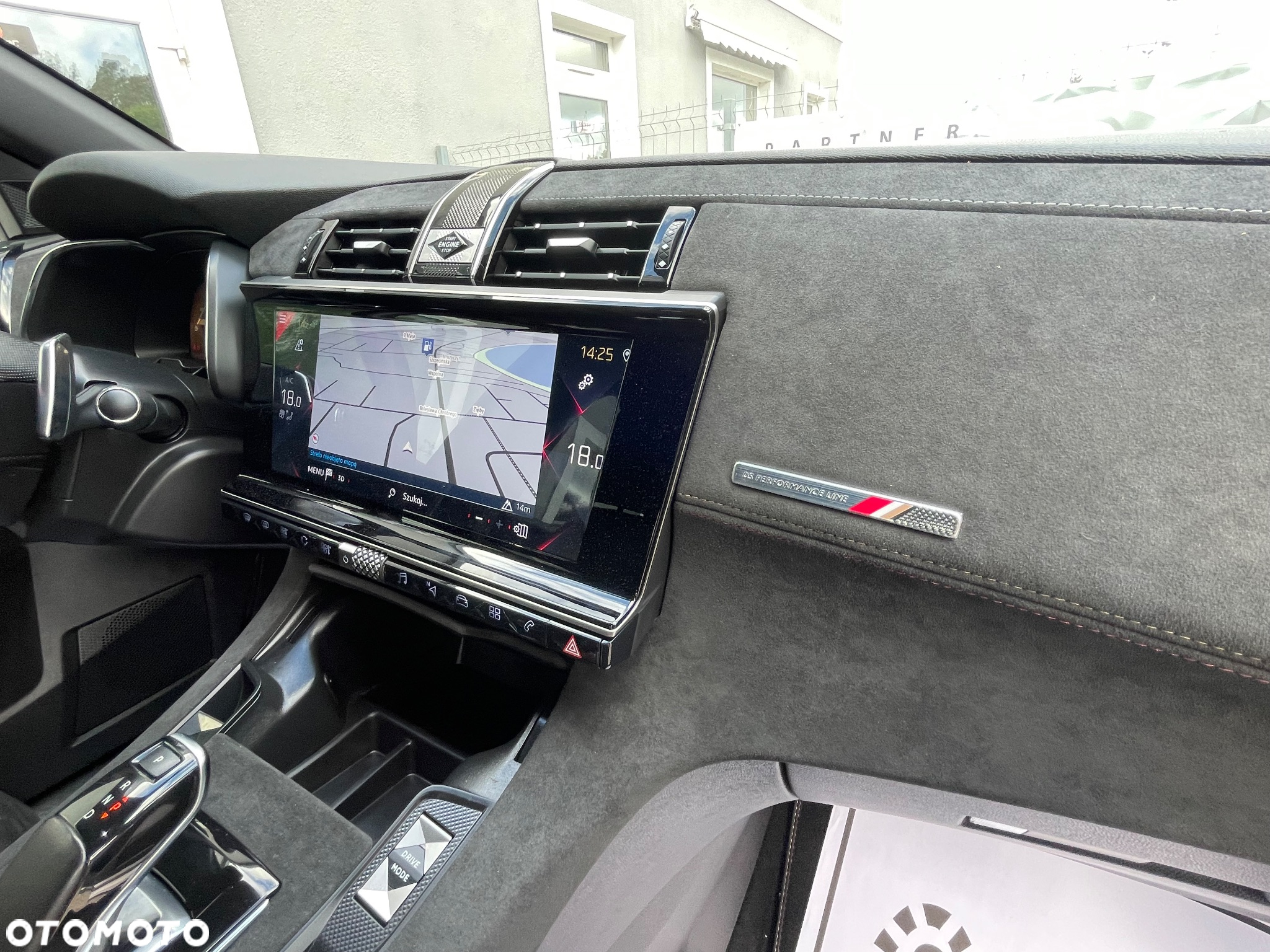 DS Automobiles DS 7 Crossback 1.6 PureTech Performance Line + - 25
