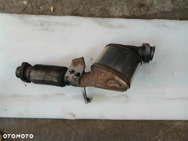 Katalizator BMW E60 E61 E65 E66 3l.d 218KM