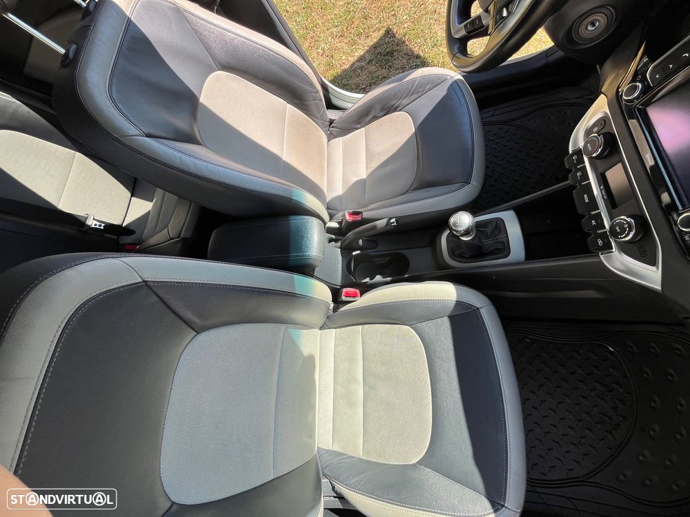 Kia Rio 1.2 CVVT Urban - 12