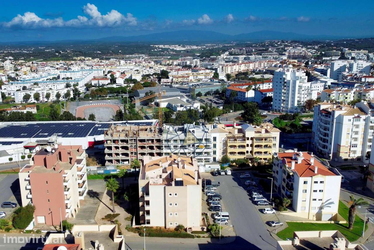 Apartamento T3+1, com 4 Quartos em Lagos, em construção e com piscina - Grande imagem: 4/36