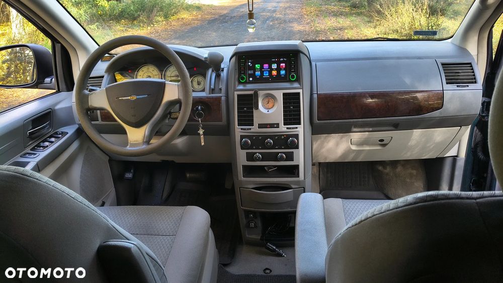 Chrysler Town & Country 3.8 Touring - 8