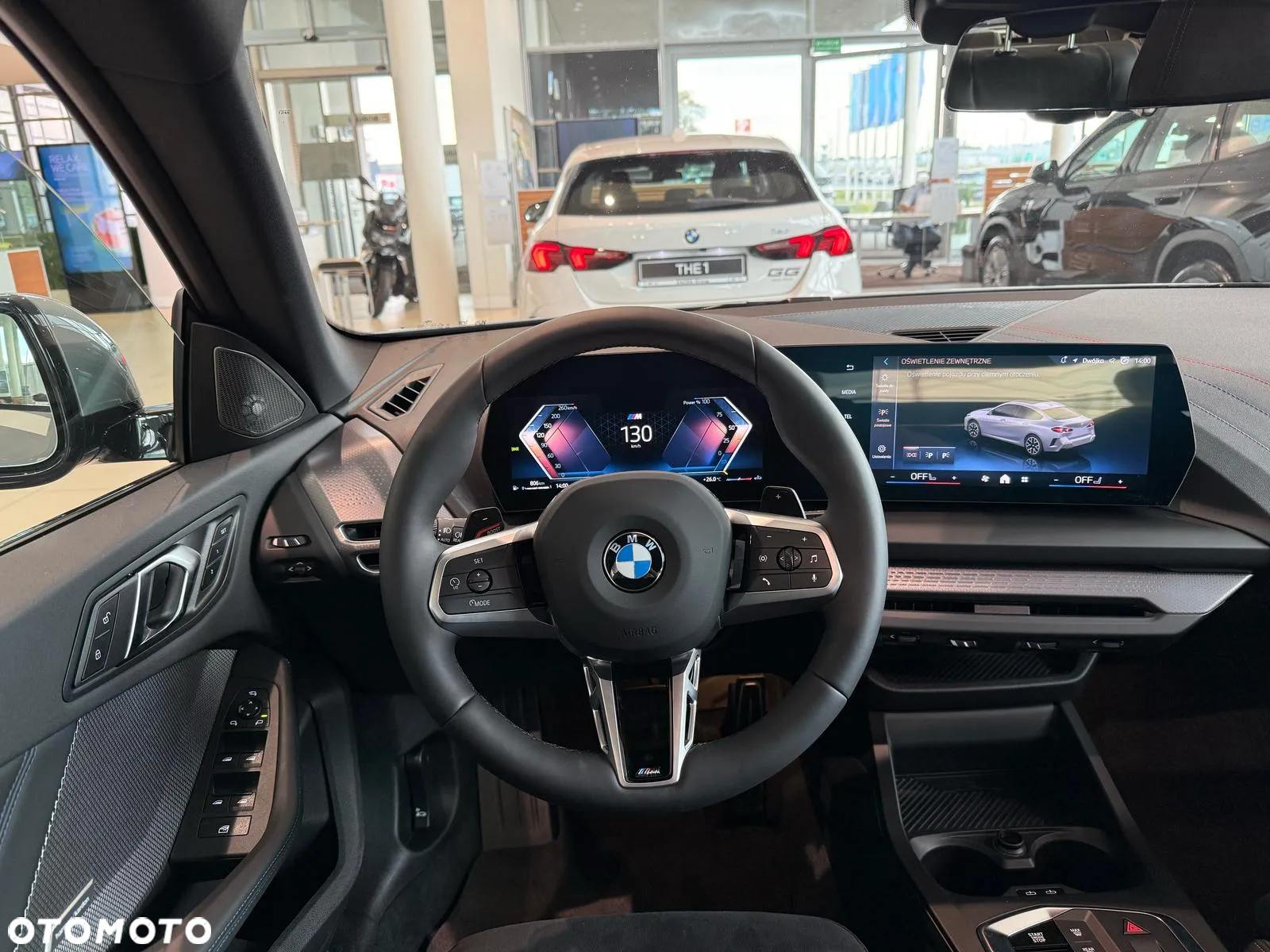 BMW Seria 2 218d - 17