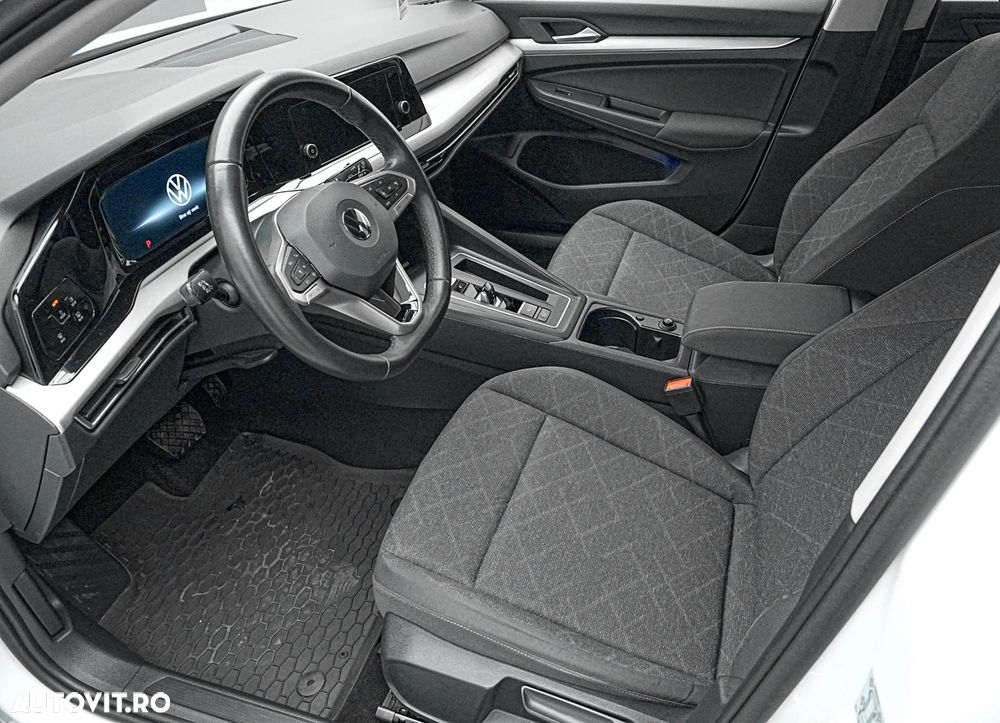 Volkswagen Golf 1.5 eTSI MHEV 130CP DSG Life - 12