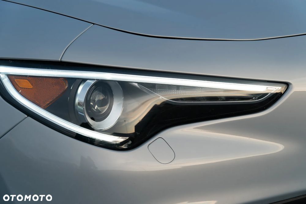 Alfa Romeo Stelvio 2.0 Turbo TI Q4 - 16