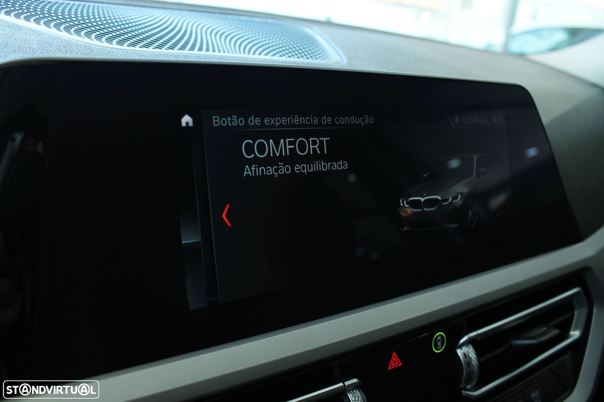 BMW 318 d Touring Auto - 24