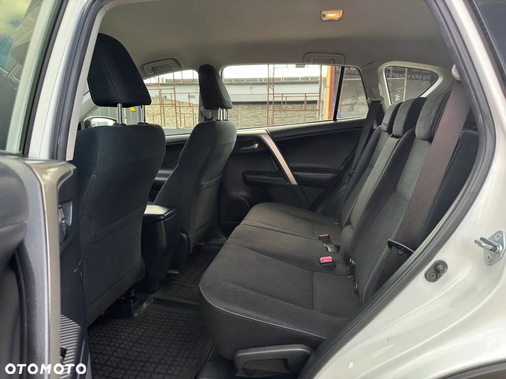 Toyota RAV4 2.0 D-4D Active 4x2 - 20