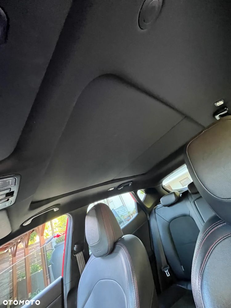 Kia Ceed Cee'd 1.6 T-GDI GT L - 25