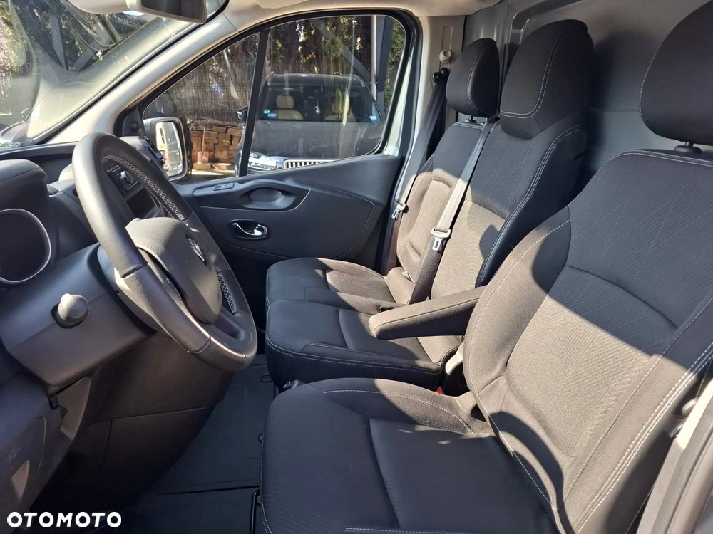 Renault Trafic - 17