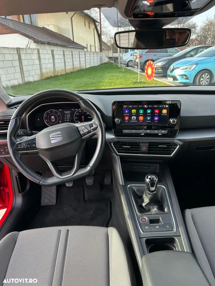 Seat Leon Sportstourer 2.0 TDI Style - 13