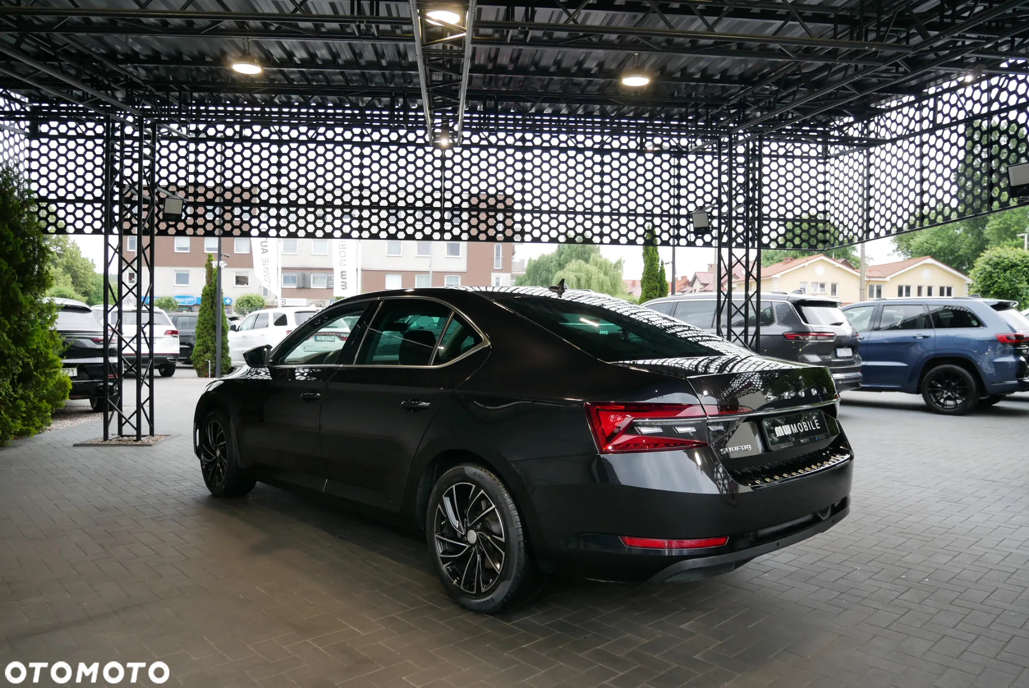 Skoda Superb 2.0 TDI DSG Style - 4