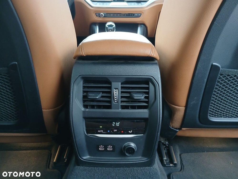 BMW Seria 3 M340i xDrive sport - 20