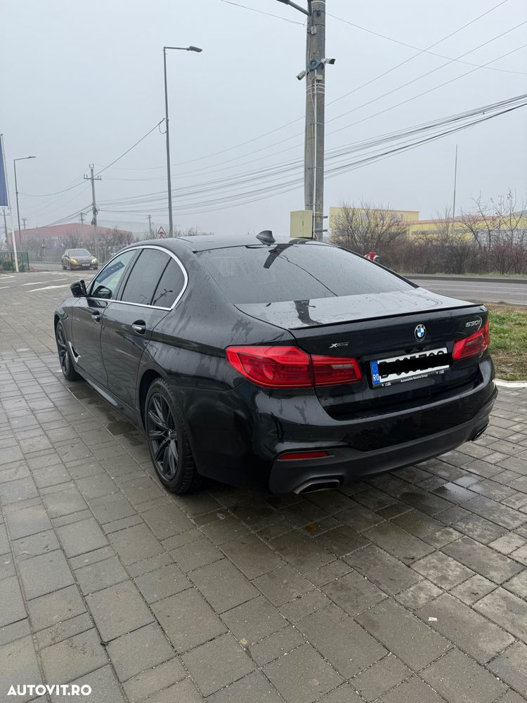 BMW Seria 5 530i xDrive AT - 15