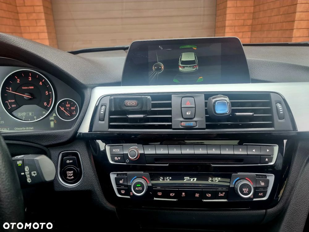 BMW Seria 3 320d xDrive Luxury Line - 7