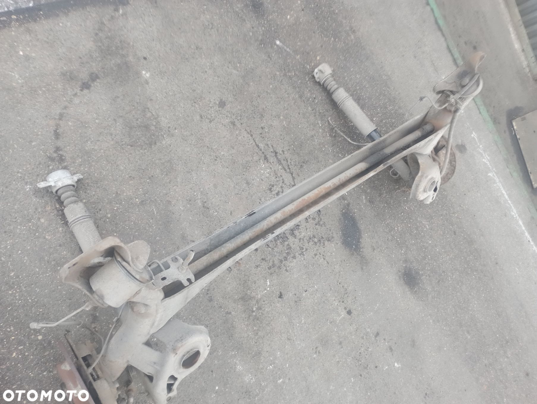 BELKA ZAWIESZENIA TYŁ KOMBI

 PEUGEOT
 307 - 8