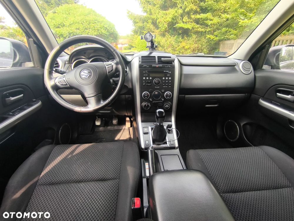 Suzuki Grand Vitara 2.4 Elegance EU5 - 19