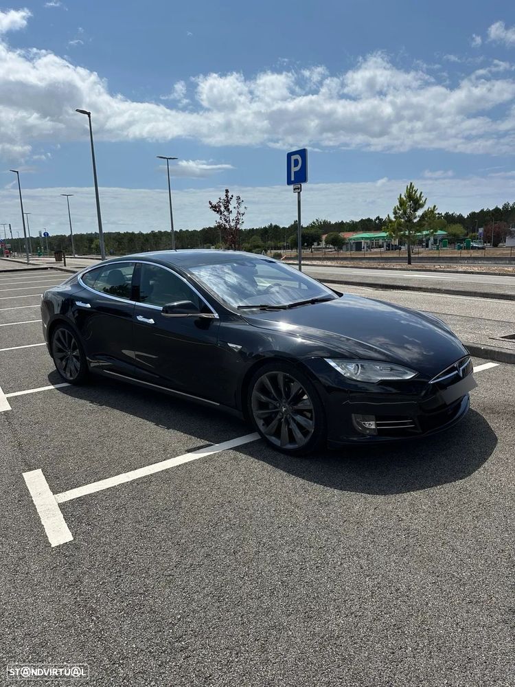 Tesla Model S 85D AWD - 1