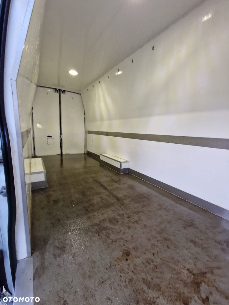 Iveco 35S15 - 8