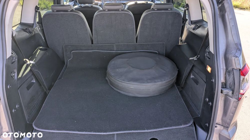 Ford S-Max 2.0 TDCi DPF Titanium - 14