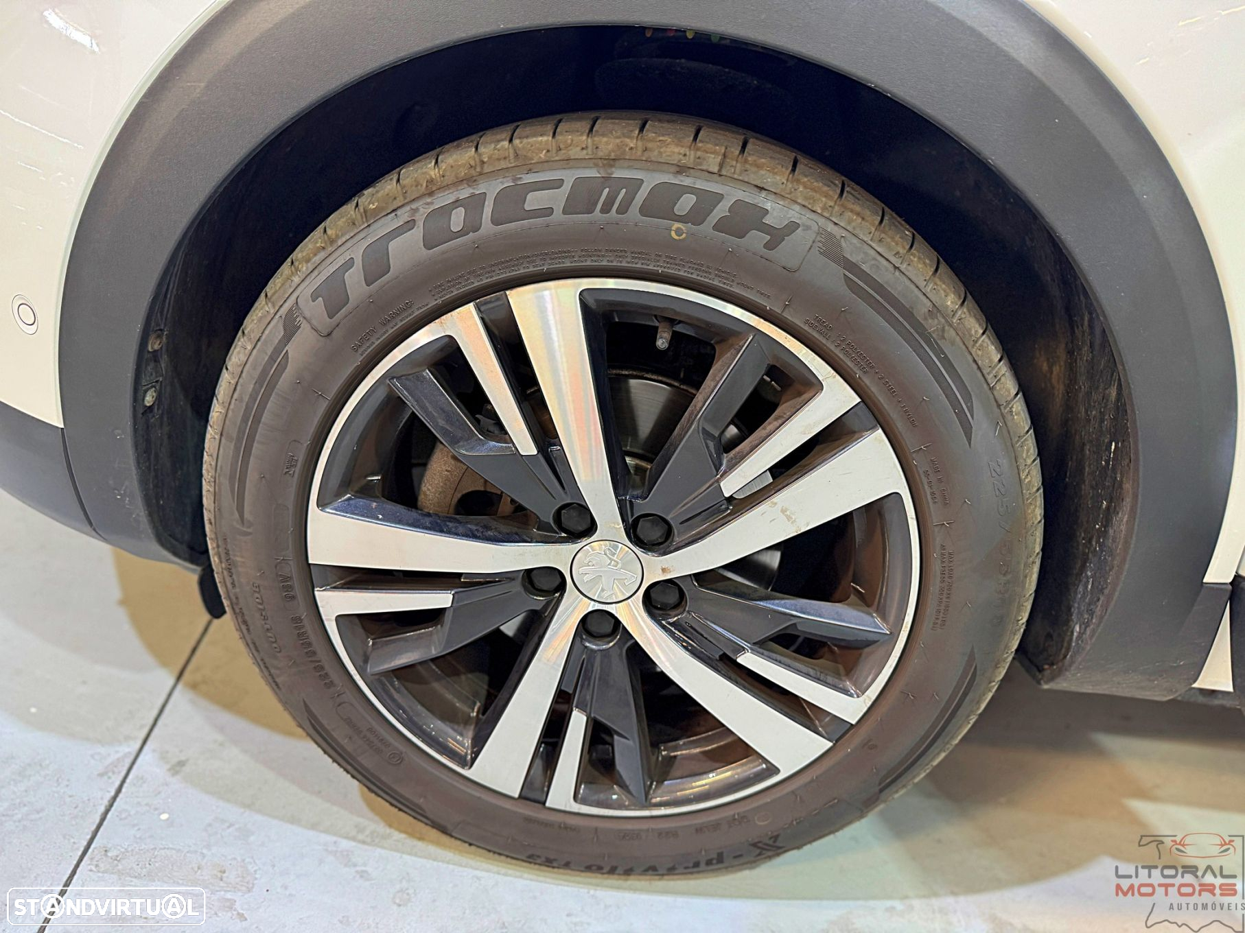 Peugeot 3008 1.2 PureTech Allure Pack EAT8 - 13