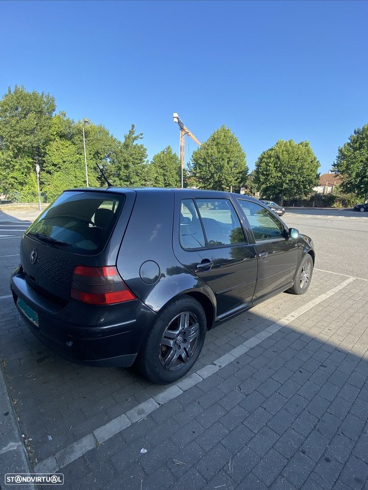 VW Golf - 1