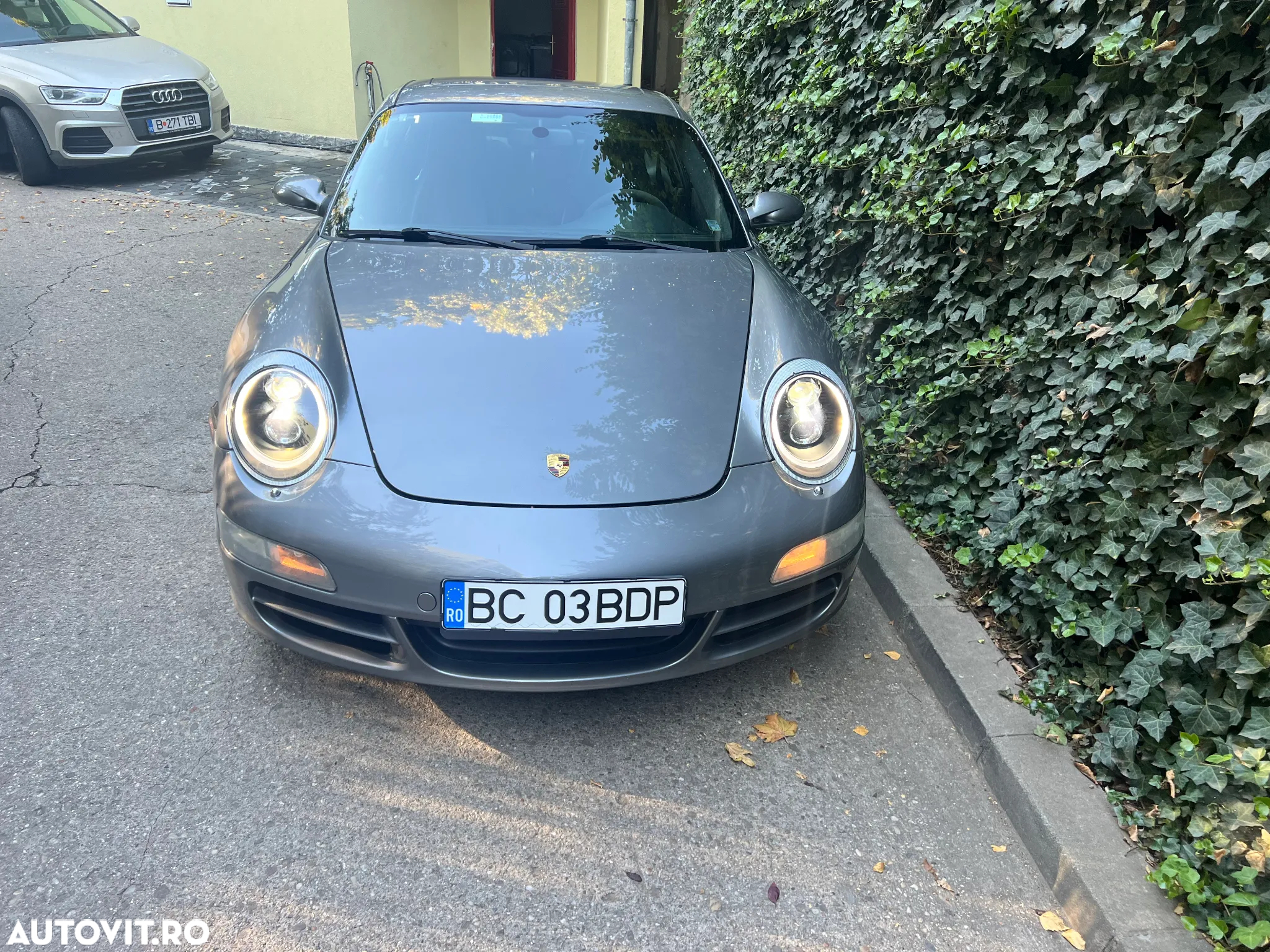 Porsche 911 Carrera S - 4