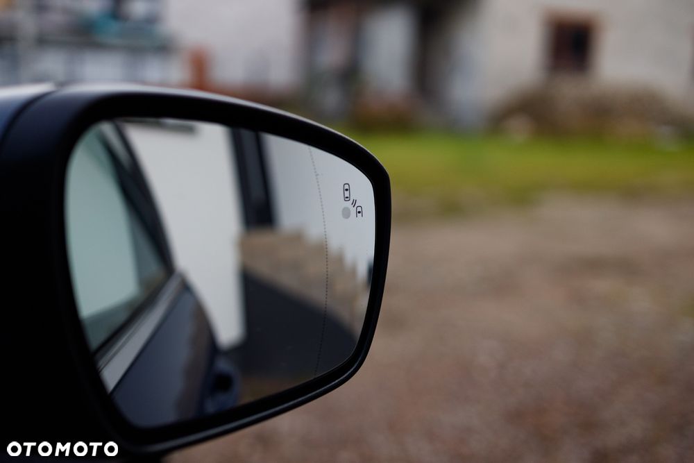 Ford S-Max 2.0 EcoBlue Titanium - 24