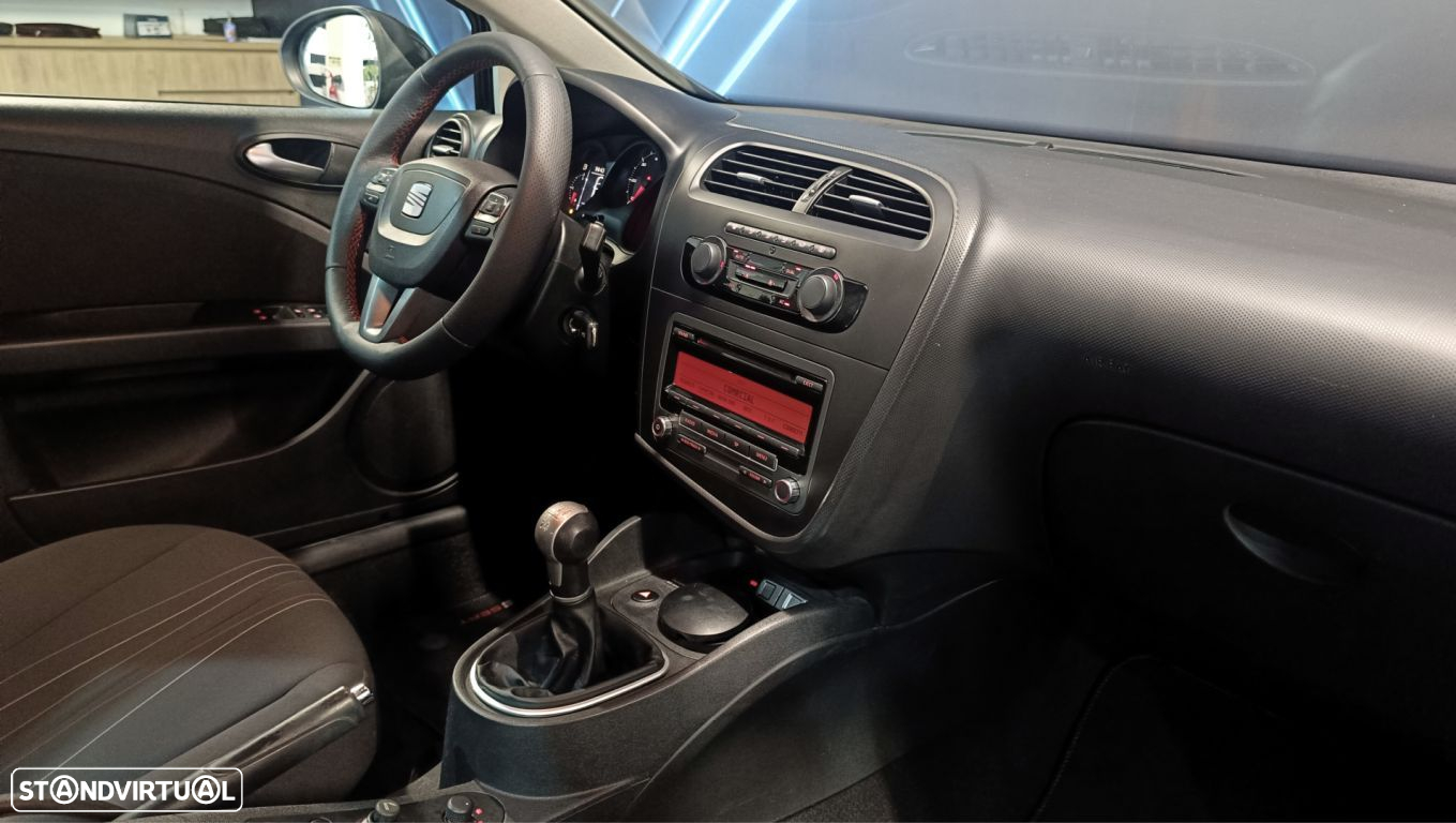 SEAT Leon 1.6 TDI Reference - 37
