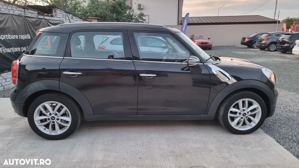 Mini Countryman Cooper D ALL4 AT - 11