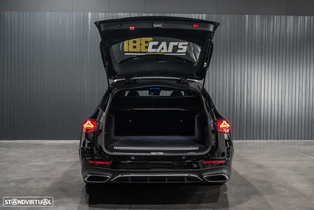 Mercedes-Benz E 300 e Station - 48