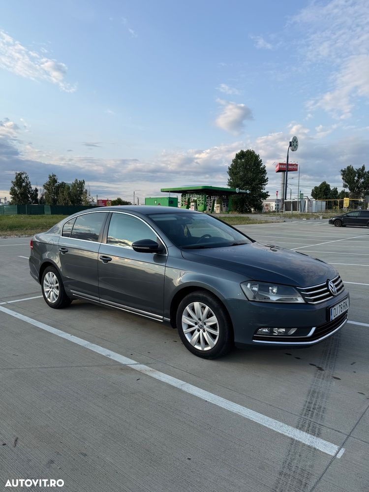 Volkswagen Passat 1.6TDI BlueMotion Tehnology DSG Comfortline - 1