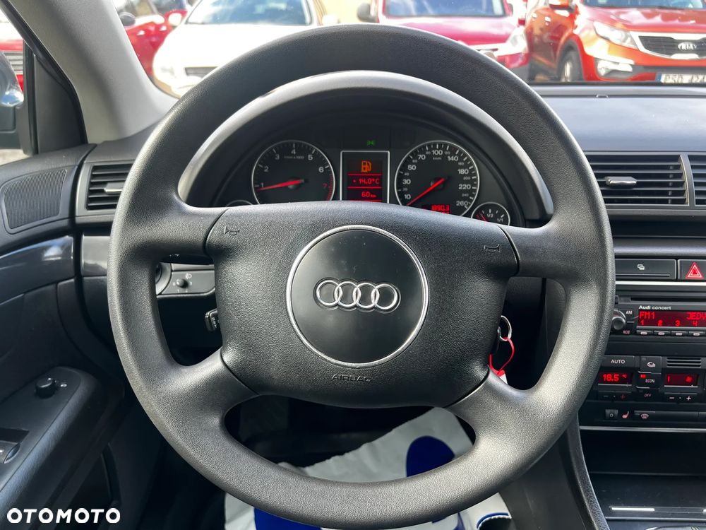 Audi A4 Limousine 1.8 T quattro - 20