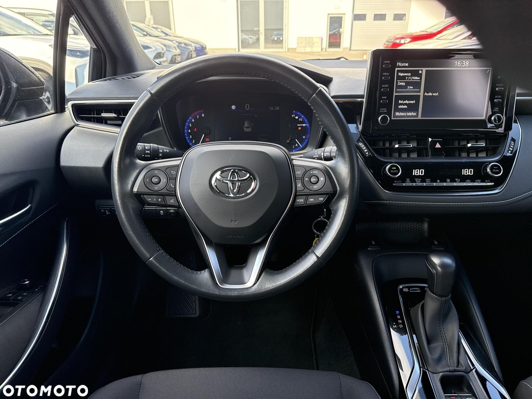 Toyota Corolla - 12