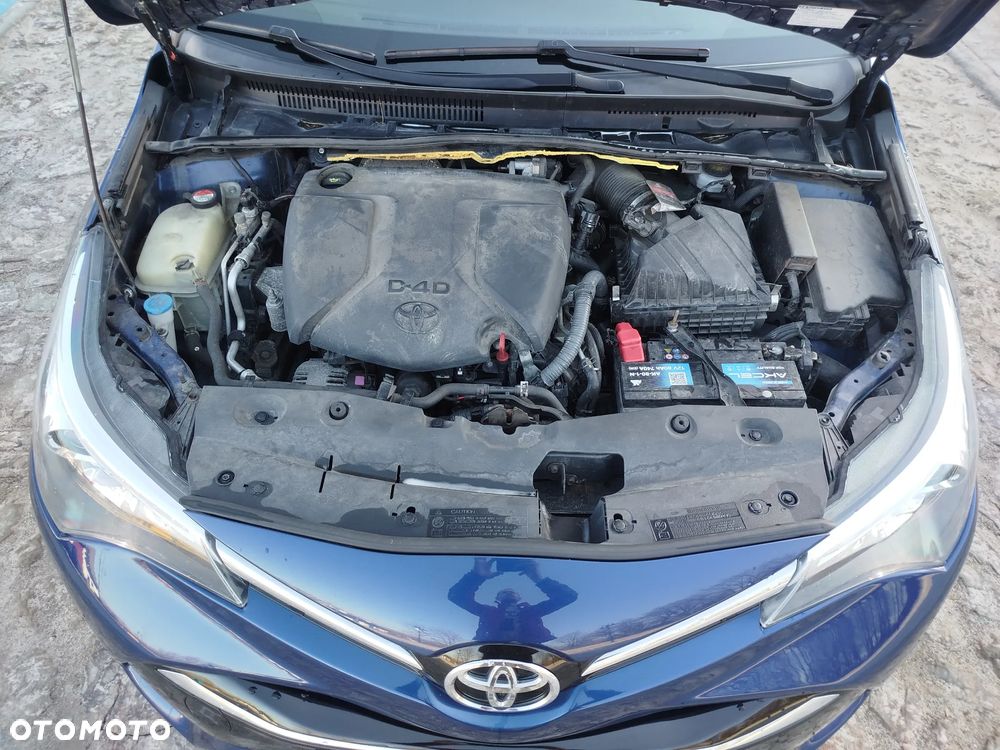 Toyota Avensis 2.0 D-4D Active Business - 12