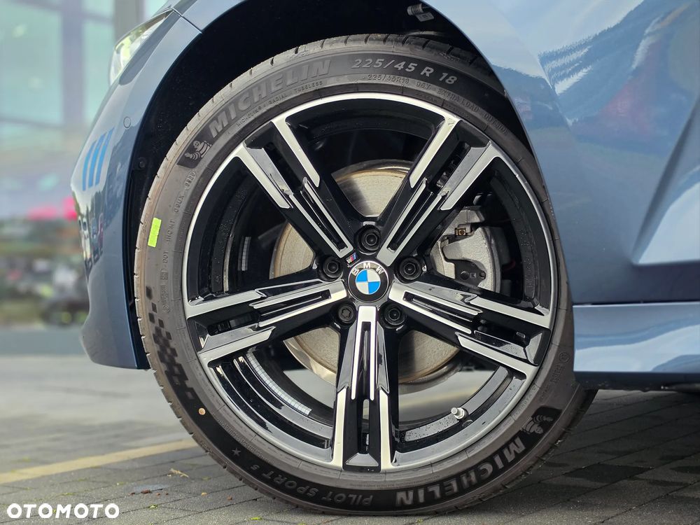 BMW Seria 3 320i xDrive M Sport - 18