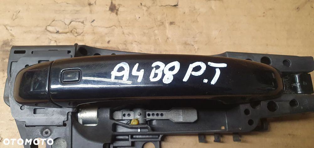 Klamka zewnętrzna prawy tył tylna prawa Audi A4 B8 - 7